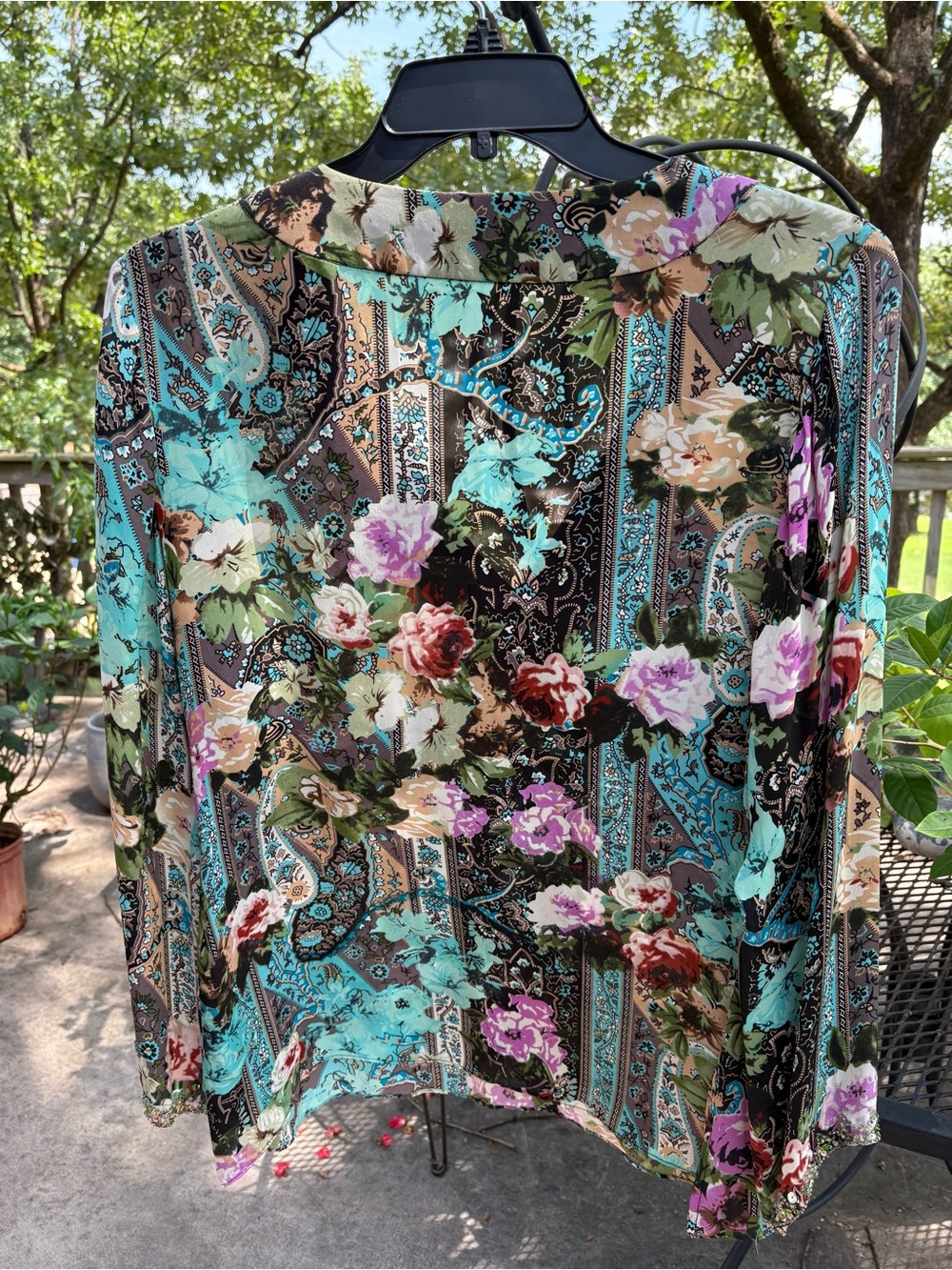ECI Woman Teal, Black & Pink Floral Print Silk Top - Picture 4 of 16